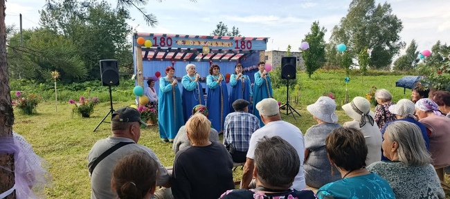 Праздник в деревне Каменные Ключи