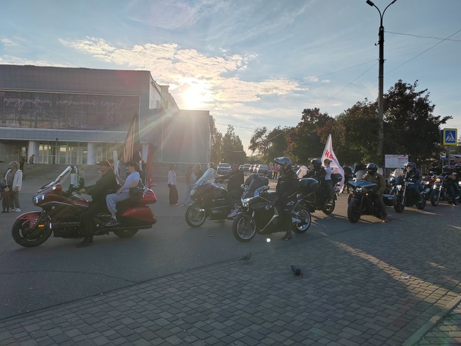 Репетиции к Дню города проходят на площади Нефтяников